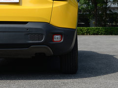 2019款 220T 自动精英版
