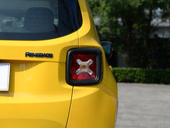 2019款 220T 自动精英版