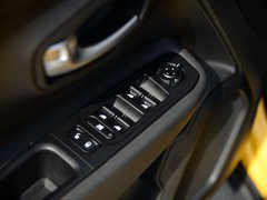 2019款 220T 自动精英版