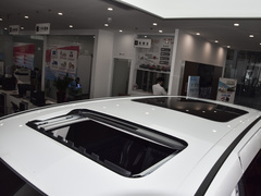 2019款 2.0L 混动豪华版