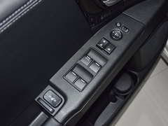 2019款 2.0L 混动豪华版