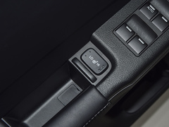 2019款 2.0L 混动豪华版