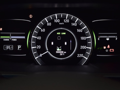 2019款 2.0L 混动豪华版