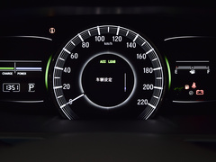 2019款 2.0L 混动豪华版