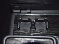 2019款 2.0L 混动豪华版