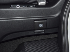 2019款 2.0L 混动豪华版