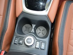 2020款 2.5L CVT至尊领航版 4WD