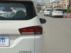 2021款 1.5L 手动舒适型