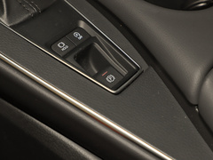 2019款 2.0L 进取版