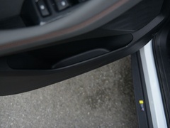 2020款 1.5L CVT 24小时在线精英型
