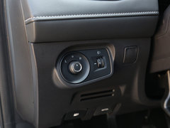 2020款 1.5L 手动领豪版