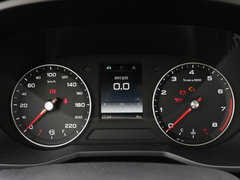 2020款 1.5L 手动领豪版