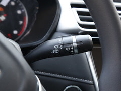 2020款 1.5L 手动领豪版
