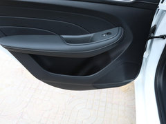 2020款 1.5L 手动领豪版