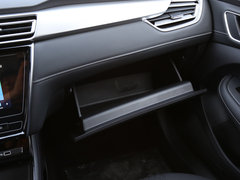 2020款 1.5L 手动领豪版