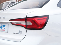 2020款 1.5L 手动4G互联领豪版