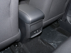 2020款 1.5L 手动4G互联领豪版