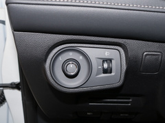 2020款 1.5L 手动4G互联领豪版