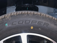 2020款 1.5L 手动4G互联领豪旗舰版