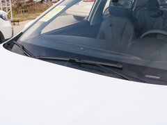 2020款 1.5L 手动4G互联领豪旗舰版