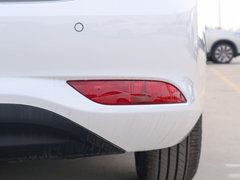 2020款 1.5L 手动4G互联领豪旗舰版