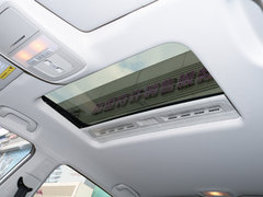 2020款 1.5L 手动4G互联领豪旗舰版