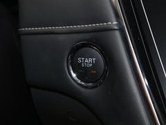 2020款 1.5L 手动4G互联领豪旗舰版