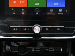 2020款 1.5L 手动4G互联领豪旗舰版
