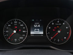 2020款 1.5L 手动4G互联领豪旗舰版