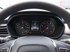 2020款 1.5L 手动4G互联领豪旗舰版