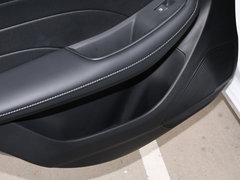 2020款 1.5L 手动4G互联领豪旗舰版