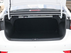 2020款 1.5L 手动4G互联领豪旗舰版