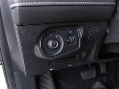 2020款 1.5L 自动4G互联领豪旗舰版