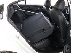 2020款 1.5L 自动4G互联领豪旗舰版