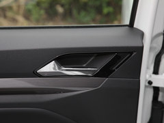2020款 1.5L 手动舒适型