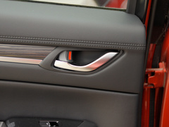 2020款 2.5L 自动四驱旗舰型