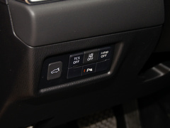 2020款 2.5L 自动四驱旗舰型