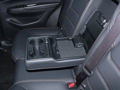 2020款 2.0L 自动两驱智尊型