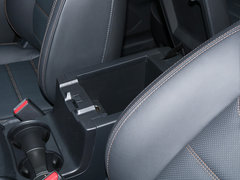 2020款 2.0L 自动两驱智尊型