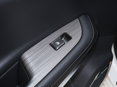 2020款 1.5T 手动炫锐型