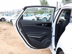 2020款 1.5T 手动炫锐型