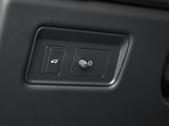 2020款 3.0 L6 传世加长版