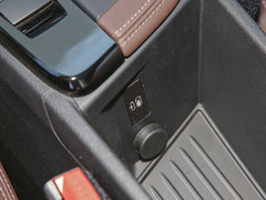 2020款 sDrive25i 领先型M运动套装