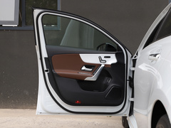 2020款 A 220 L 4MATIC 运动轿车