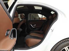 2020款 A 220 L 4MATIC 运动轿车