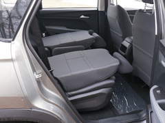 2020款 1.5T 手动舒适型 6座