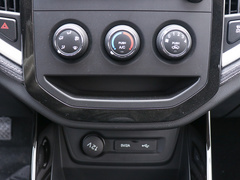 2020款 1.5T 手动舒适型 6座