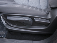 2020款 1.5T 手动舒适型 6座