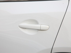 2020款 2.0L 自动两驱蓝天活力版