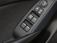 2020款 2.0L 自动两驱蓝天活力版